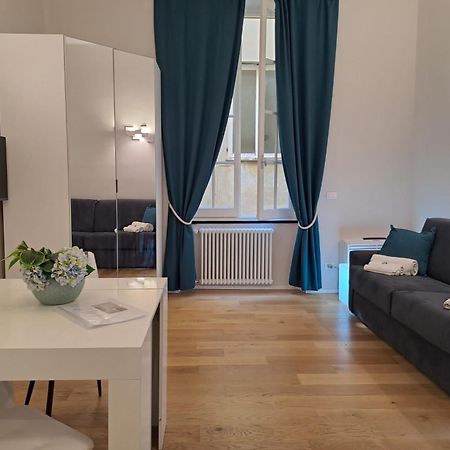 Apartmán La Dimora Dei Rolli Janov Exteriér fotografie